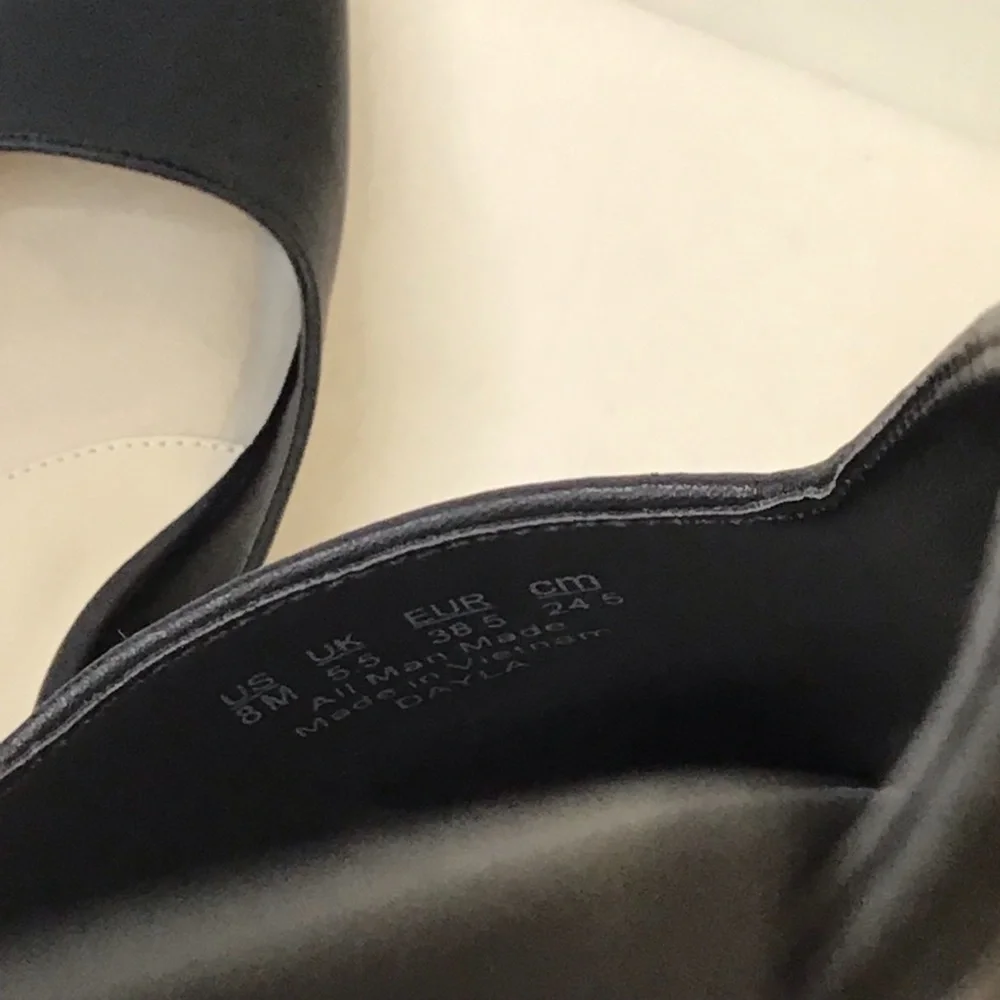 FRANCO SARTO Women's Black Faux Leather Square-Toe Slip-On Mules 8 NEW